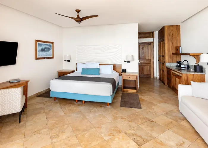 Hotel Cabo Surf 5*