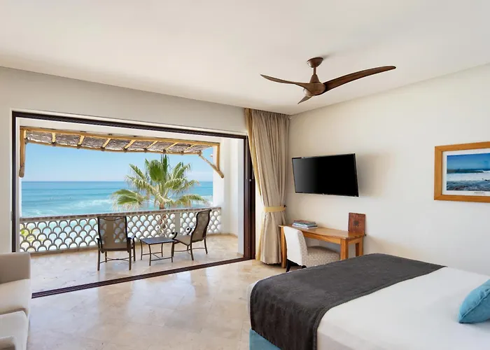 Cabo Surf Hotel 5*